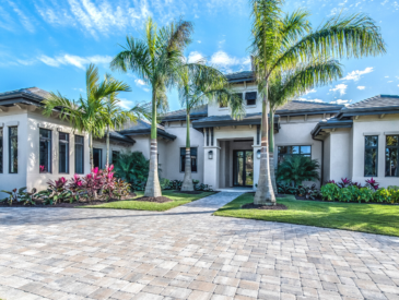 Curb Appeal Home in Florida - Viva South Florida Blog